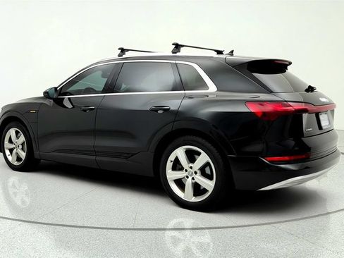 Used 2019 Audi e-tron Premium Plus AWD/4WD image 7