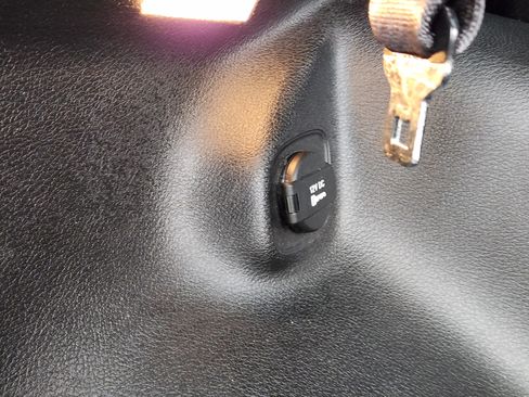 Used 2019 Jeep Cherokee Latitude Plus image 43