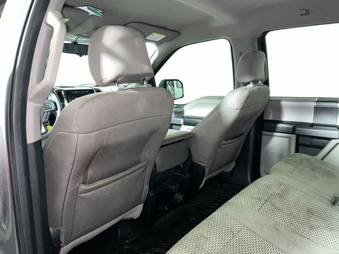 Used 2015 Ford F150 XLT AWD/4WD image 24