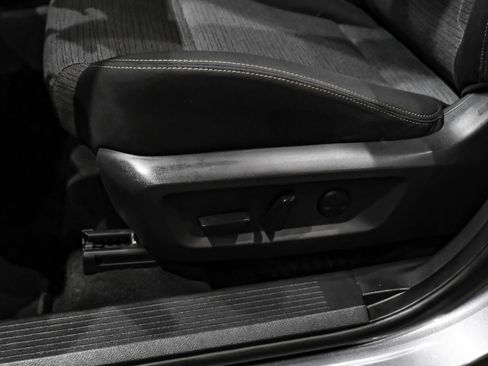 Used 2022 Nissan Rogue SV FWD image 28