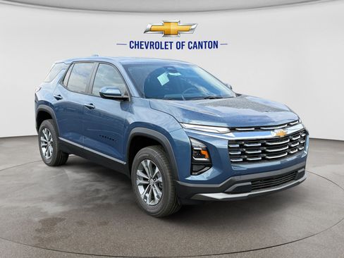 New 2027 Chevrolet Equinox LT FWD image 3