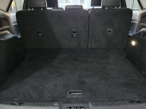 Used 2019 Ford Edge SEL w/ Equipment Group 201A FWD image 19