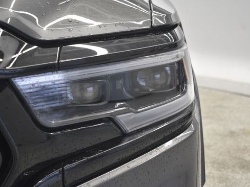 Used 2022 RAM 1500 Limited image 14