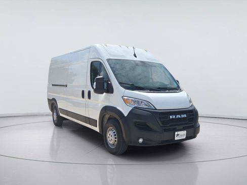 Used 2025 RAM ProMaster 2500 w/ Convenience Group FWD image 7