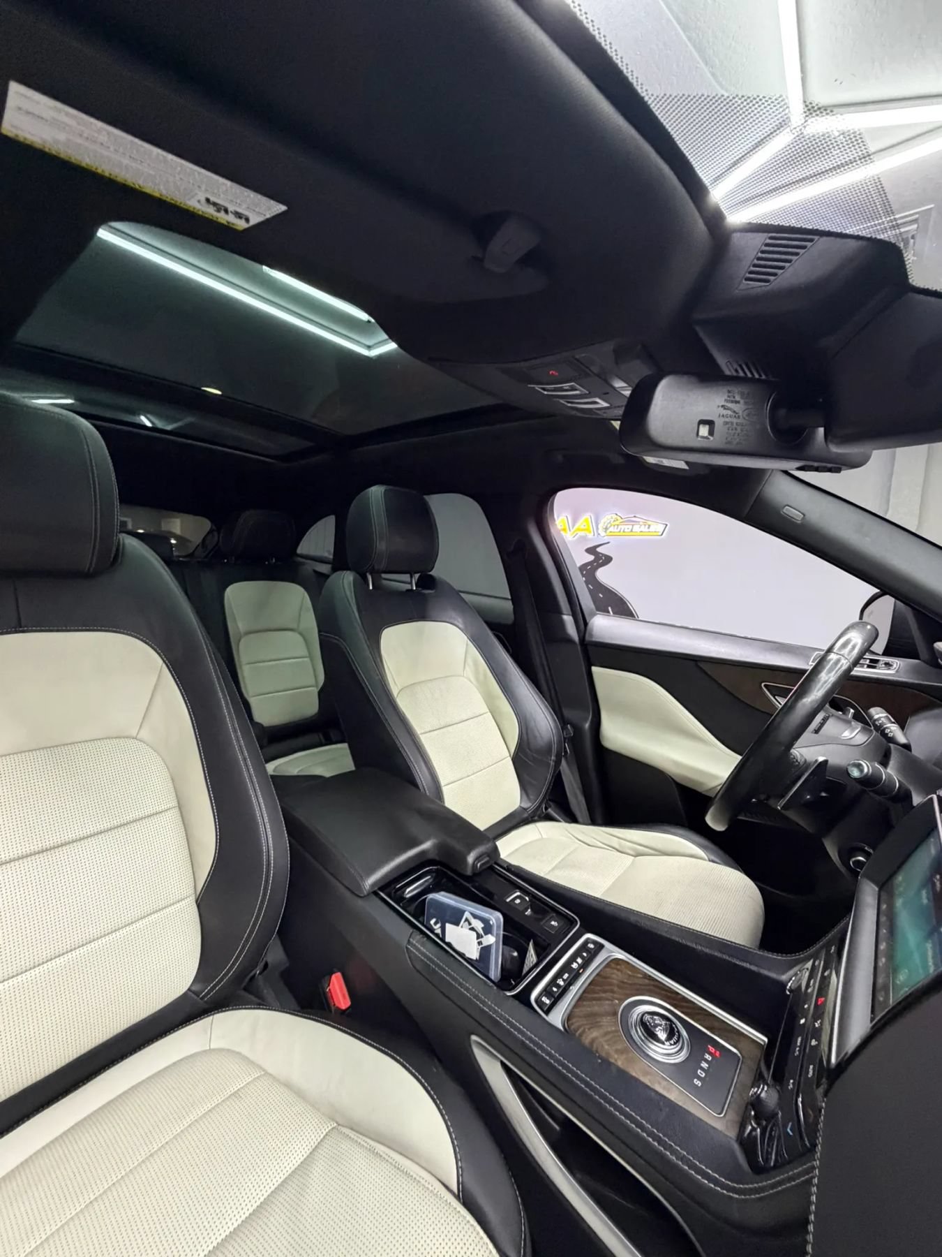 Used 2018 Jaguar F-PACE R-Sport AWD/4WD image 35