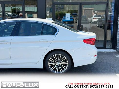 Used 2019 BMW 530i xDrive w/ Convenience Package AWD/4WD image 8