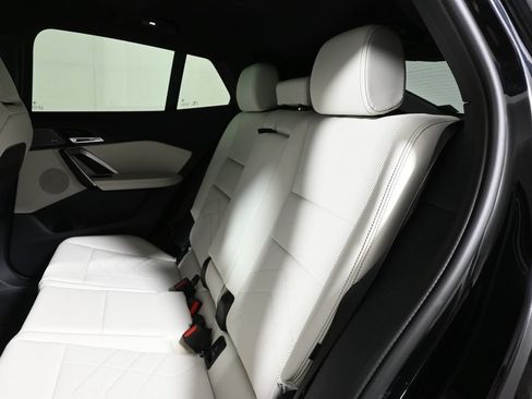 New 2026 BMW X2 xDrive28i w/ Technology Package AWD/4WD image 4