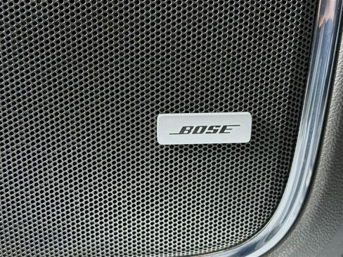 Used 2019 Chevrolet Tahoe LT w/ Luxury Package image 18