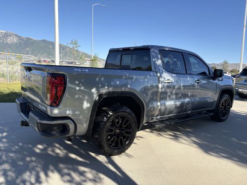 Used 2025 GMC Sierra 1500 Elevation w/ Elevation Premium Package AWD/4WD image 5
