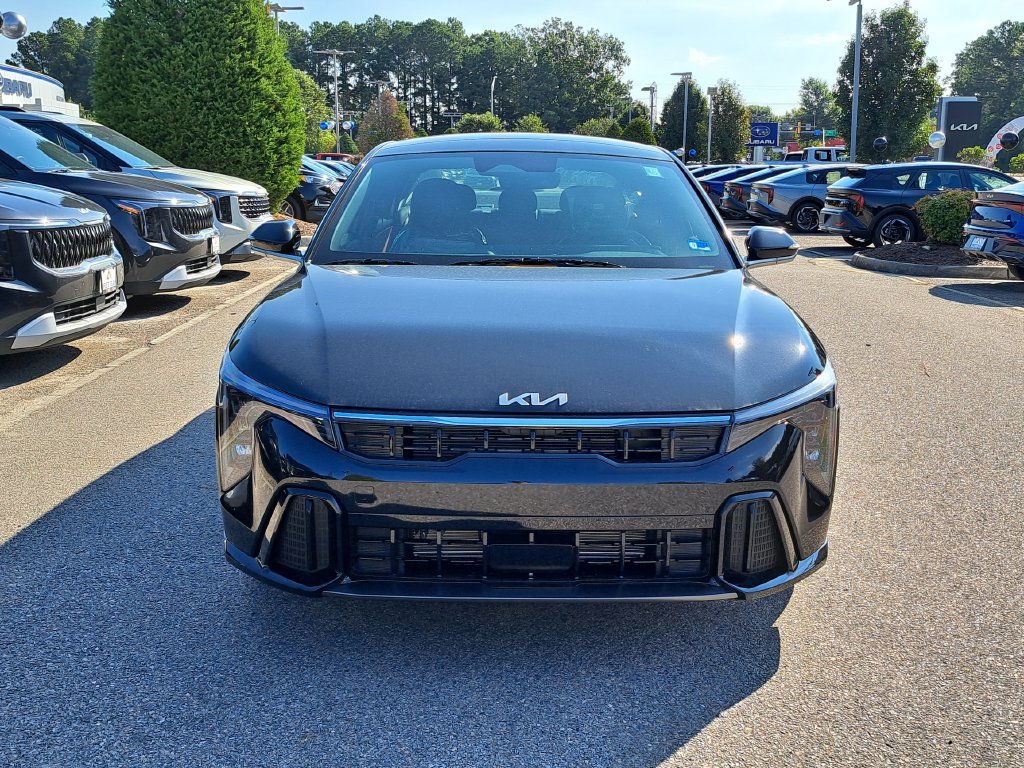 New 2026 Kia K4 GT-Line Turbo w/ GT-Line Premium Package FWD image 2