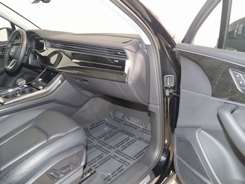 Used 2022 Audi Q7 Premium Plus w/ Premium Plus Package image 40