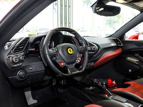 Used 2019 Ferrari 488 Pista Coupe image 31