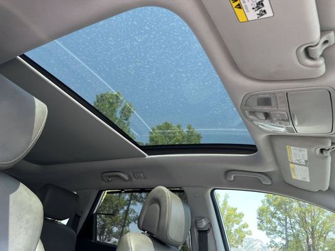 Used 2019 Hyundai Santa Fe XL w/ Cargo Package AWD/4WD image 21