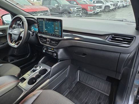 Used 2023 Ford Escape ST-Line Select w/ Tech Pack #2 image 38