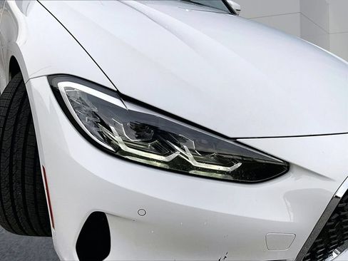 Used 2021 BMW 430i Coupe w/ Convenience Package RWD image 9