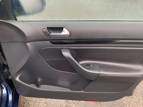 Used 2014 Volkswagen Jetta TDI image 25