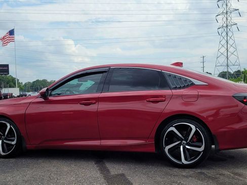 Used 2018 Honda Accord Sport image 4