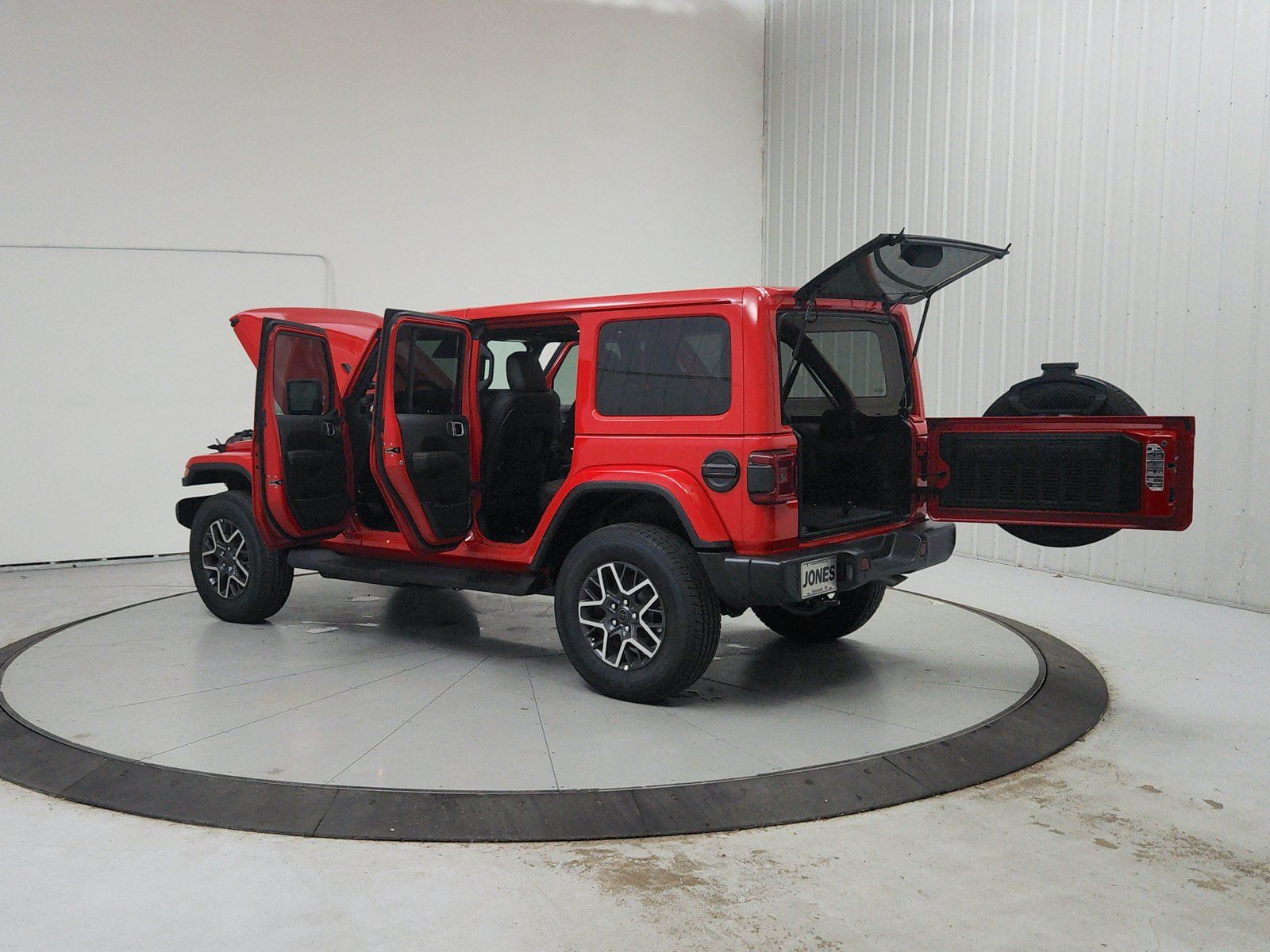 New 2026 Jeep Wrangler Unlimited Sahara AWD/4WD image 14
