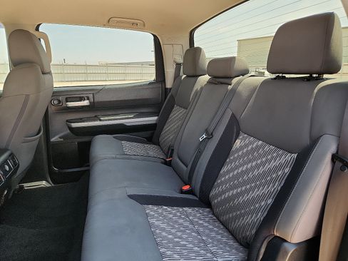 Used 2019 Toyota Tundra SR5 w/ SR5 Upgrade Package RWD image 11