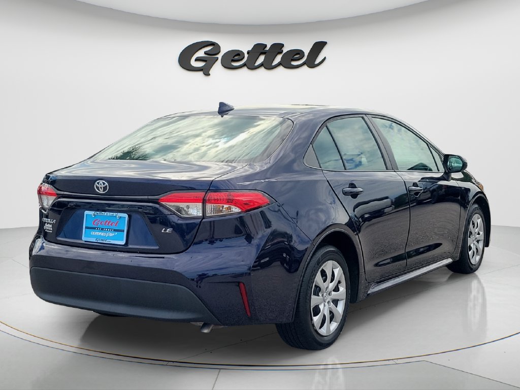 Used 2023 Toyota Corolla LE FWD image 5