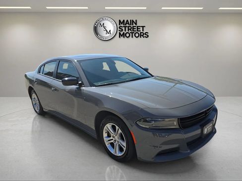 Used 2023 Dodge Charger SXT RWD image 7