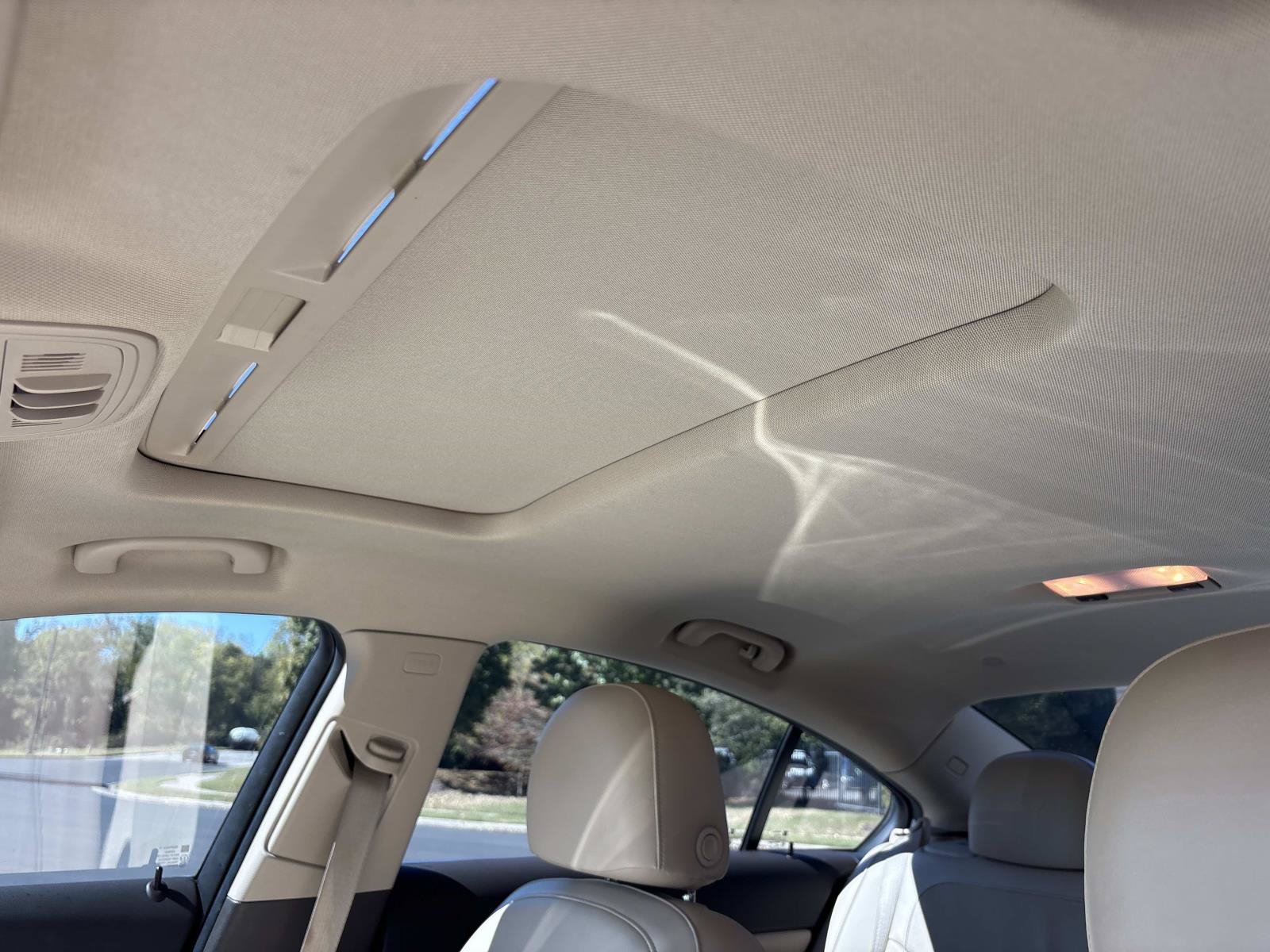Used 2016 Buick Regal FWD image 17