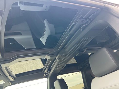 New 2025 GMC Hummer EV 2X image 26