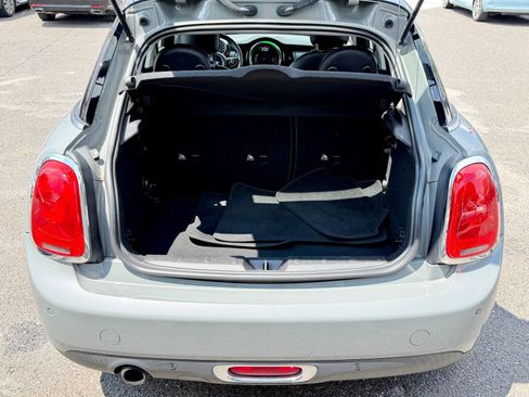 Used 2018 MINI Cooper 4-Door Hardtop w/ Premium Package FWD image 10