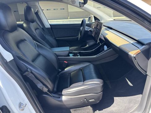 Used 2020 Tesla Model Y Long Range AWD/4WD image 19