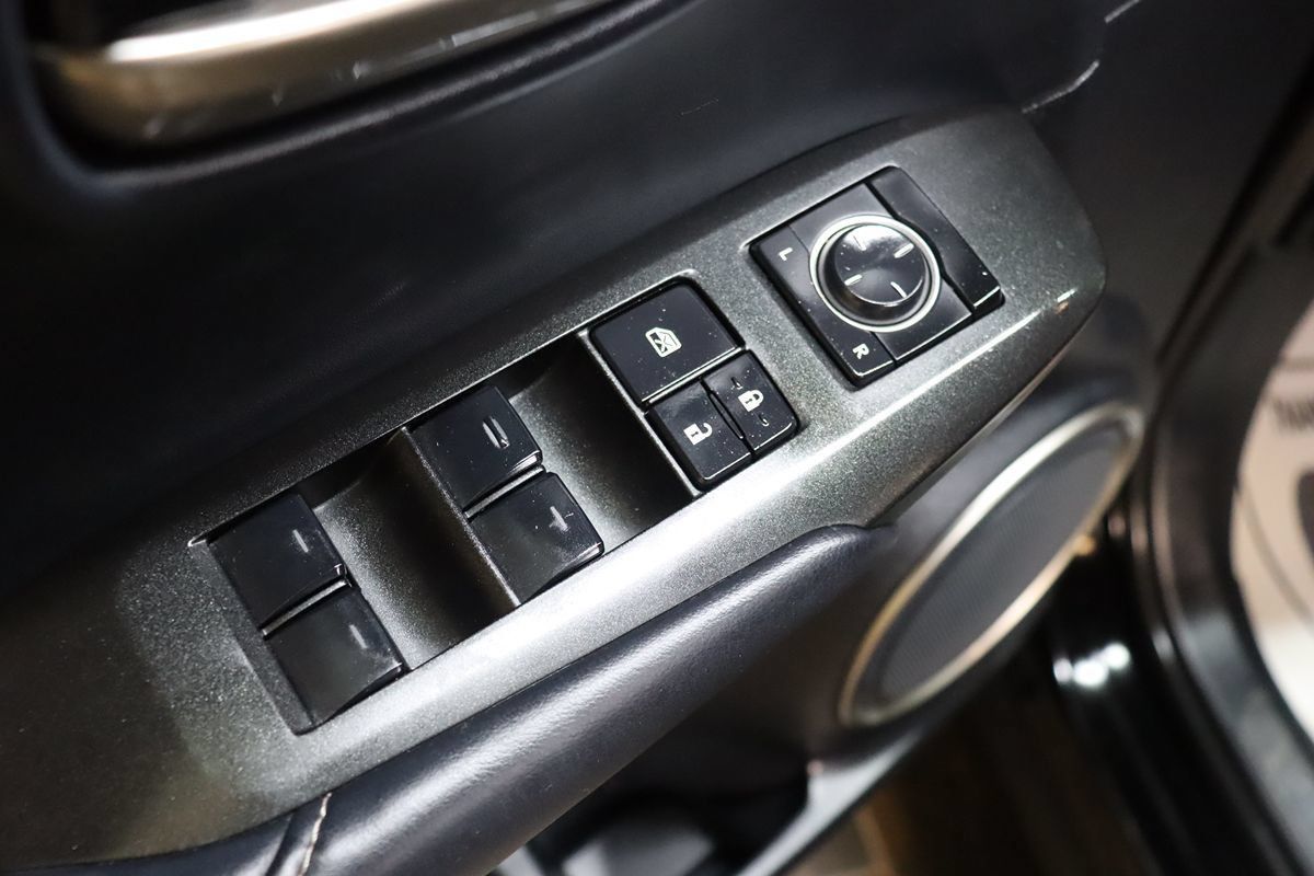 Used 2017 Lexus NX 200t FWD image 31