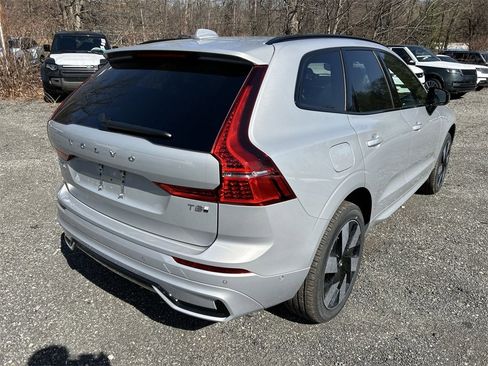 New 2025 Volvo XC60 T8 Plus w/ Climate Package image 3