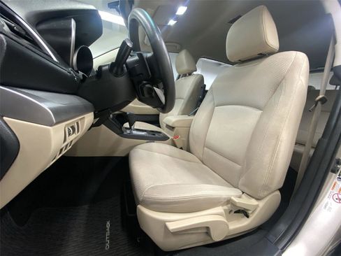 Used 2019 Subaru Outback 2.5i image 17