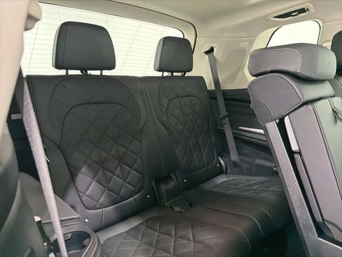 Used 2024 BMW X7 xDrive40i image 26