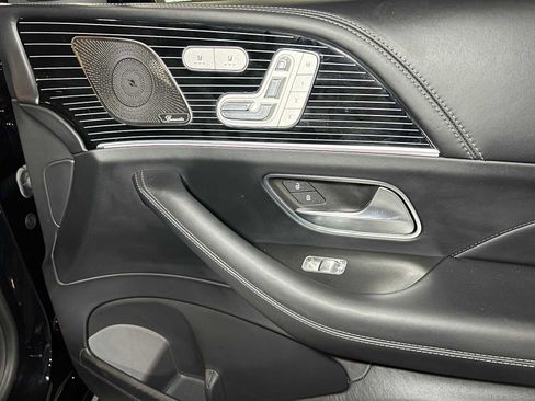 Certified 2023 Mercedes-Benz Maybach GLS 600 4MATIC image 12
