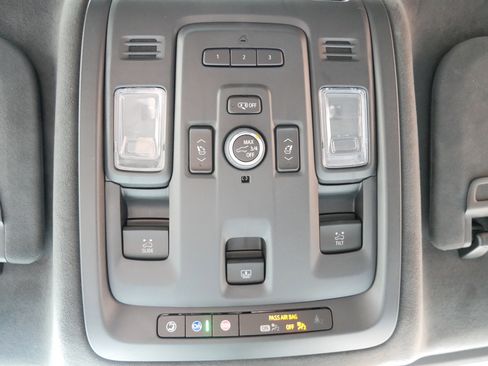 Used 2023 Cadillac Escalade V w/ LPO, ONYX Package AWD/4WD image 21