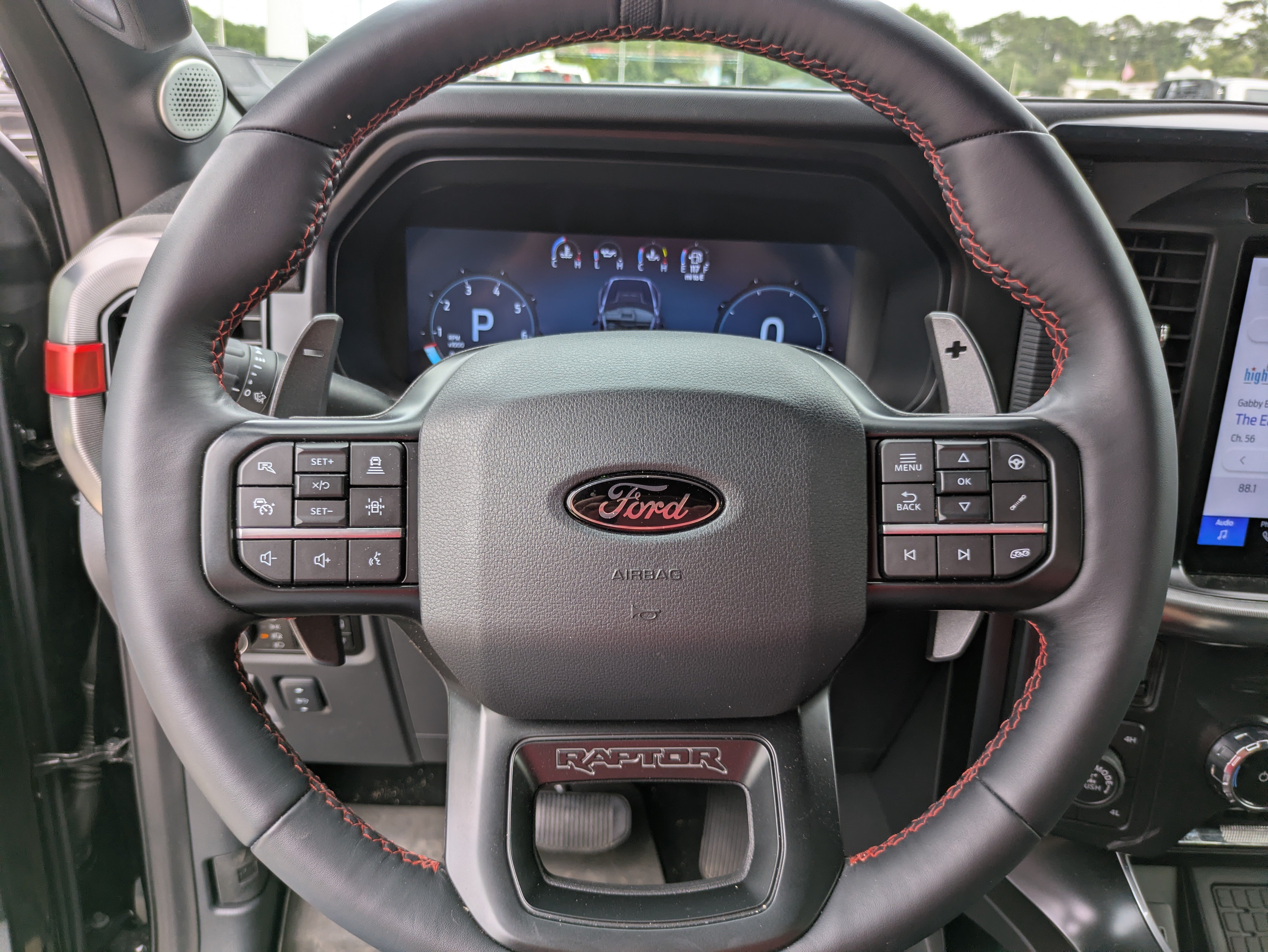 Used 2025 Ford F150 Raptor AWD/4WD image 19