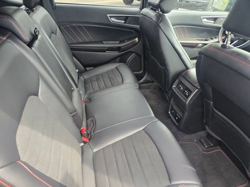 Certified 2023 Ford Edge ST-Line AWD/4WD image 12