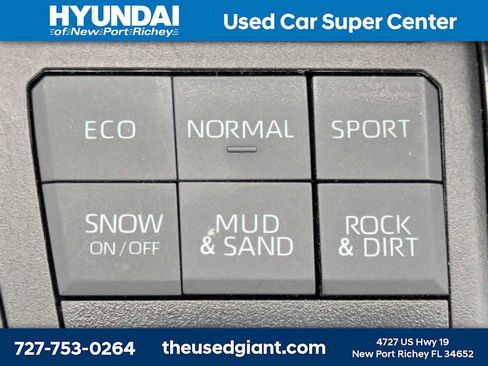 Used 2023 Toyota RAV4 XLE Premium AWD/4WD image 29