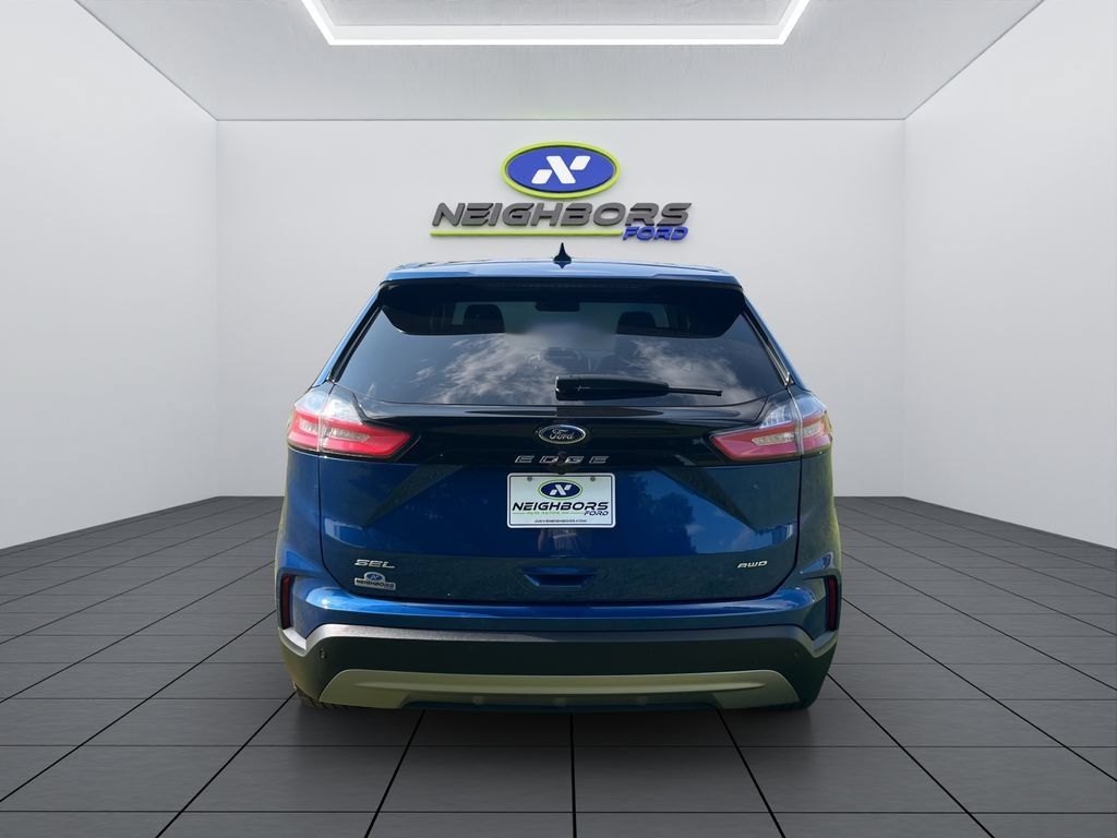 Used 2024 Ford Edge SEL w/ Convenience Package AWD/4WD image 5