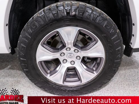Used 2020 RAM 1500 Laramie image 10