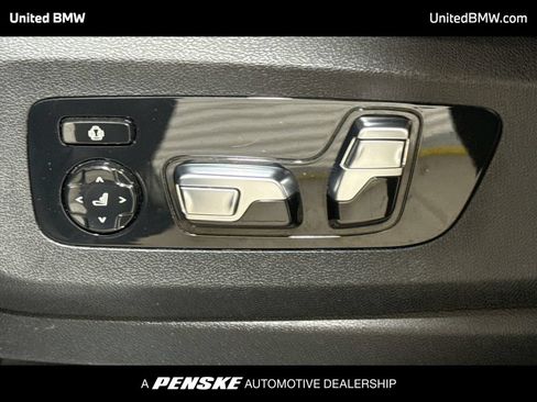 Used 2022 BMW X7 M50i w/ Executive Package AWD/4WD image 4