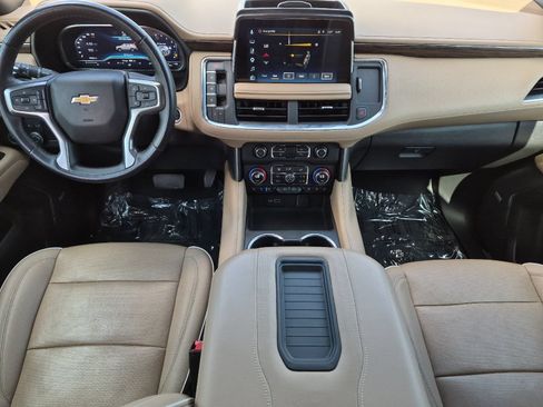 Used 2023 Chevrolet Tahoe Premier AWD/4WD image 12