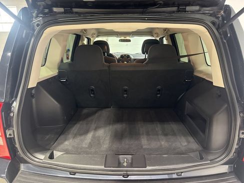 Used 2014 Jeep Patriot Sport w/ Power Value Group FWD image 22