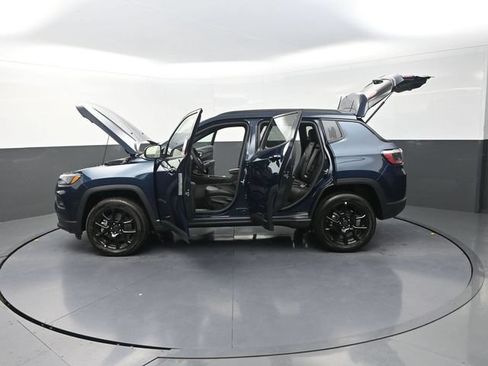 New 2026 Jeep Compass Latitude AWD/4WD image 35