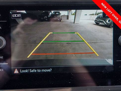 Used 2024 Volkswagen Tiguan S image 12