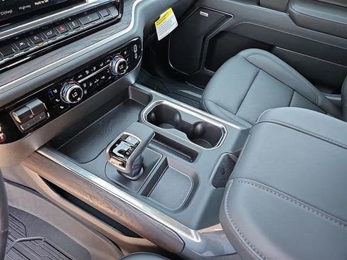 New 2026 GMC Sierra 1500 SLT image 20