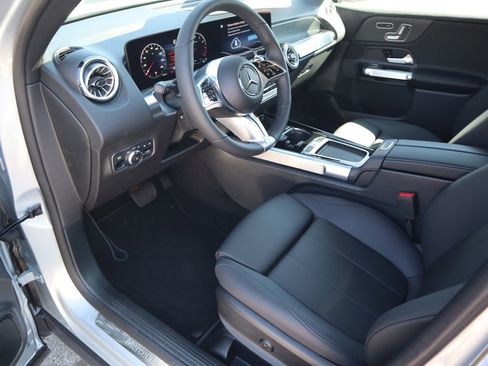 New 2026 Mercedes-Benz GLB 250 4MATIC image 13