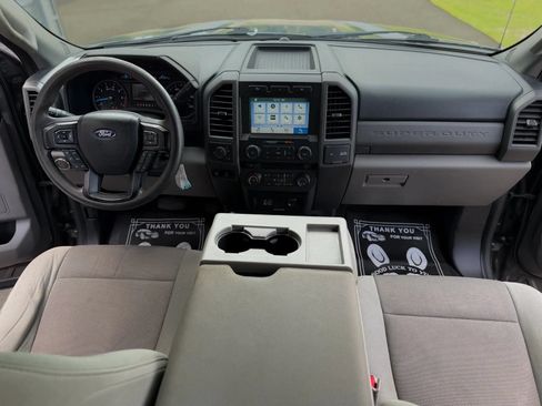Used 2017 Ford F250 XL w/ STX Appearance Package AWD/4WD image 18