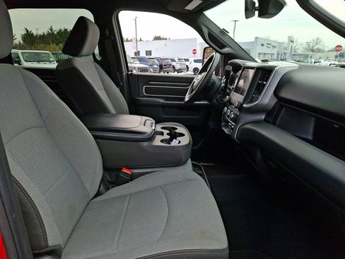 Used 2024 RAM 3500 Big Horn image 12