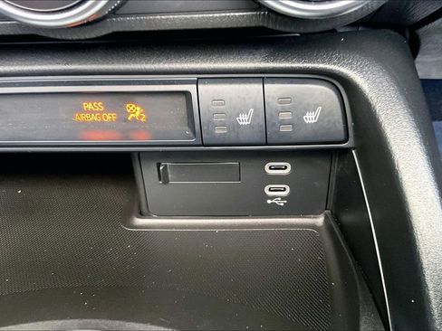 Used 2025 MAZDA MX-5 Miata Grand Touring image 15